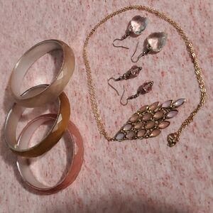 Iridescent Pastel Pink Acrylic Pendant Jewelry Set